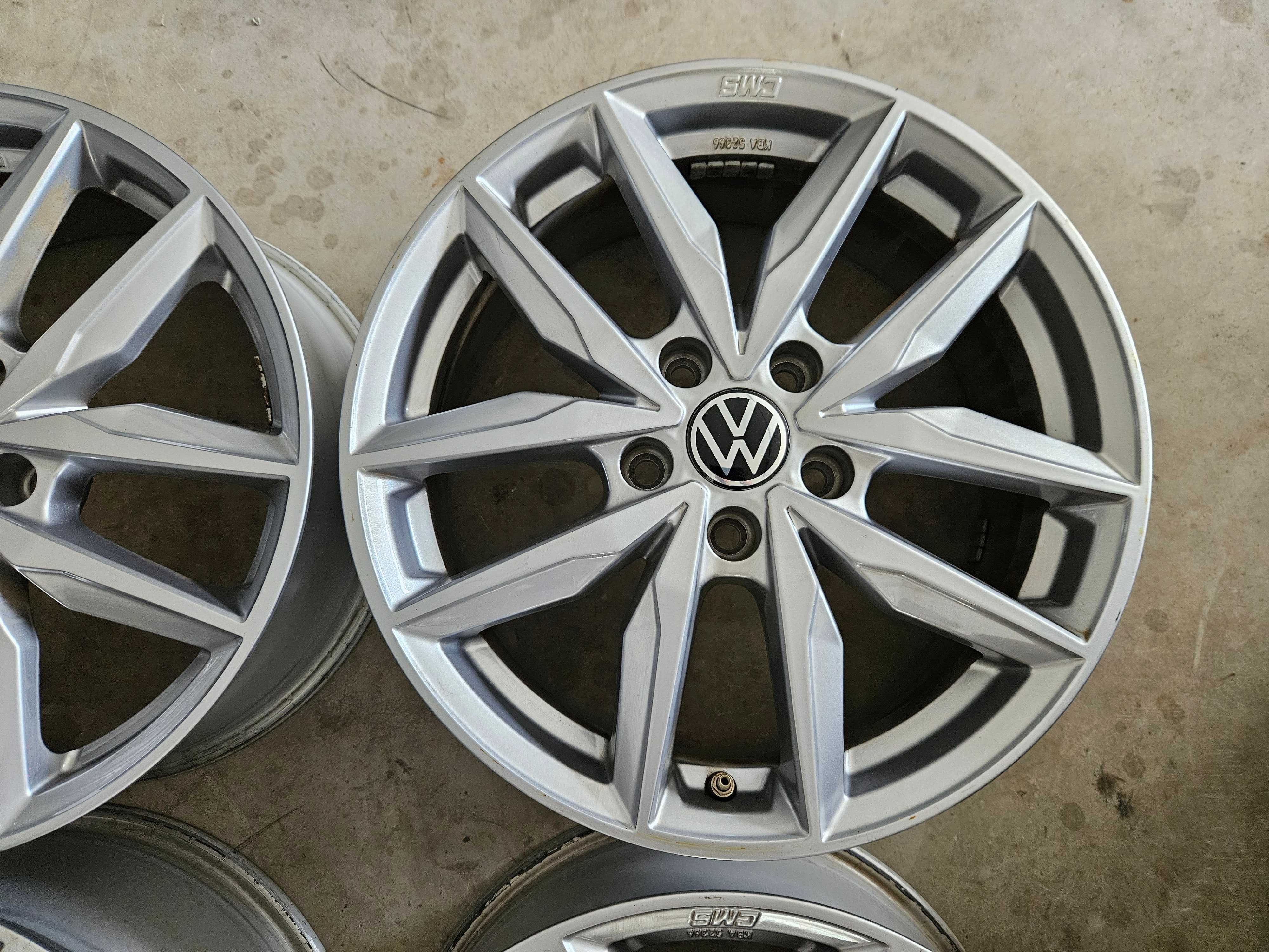 Alufelgi 17 VW Golf VII Passat b6 b7 b8 Caddy Touran T-roc Rline 5x112