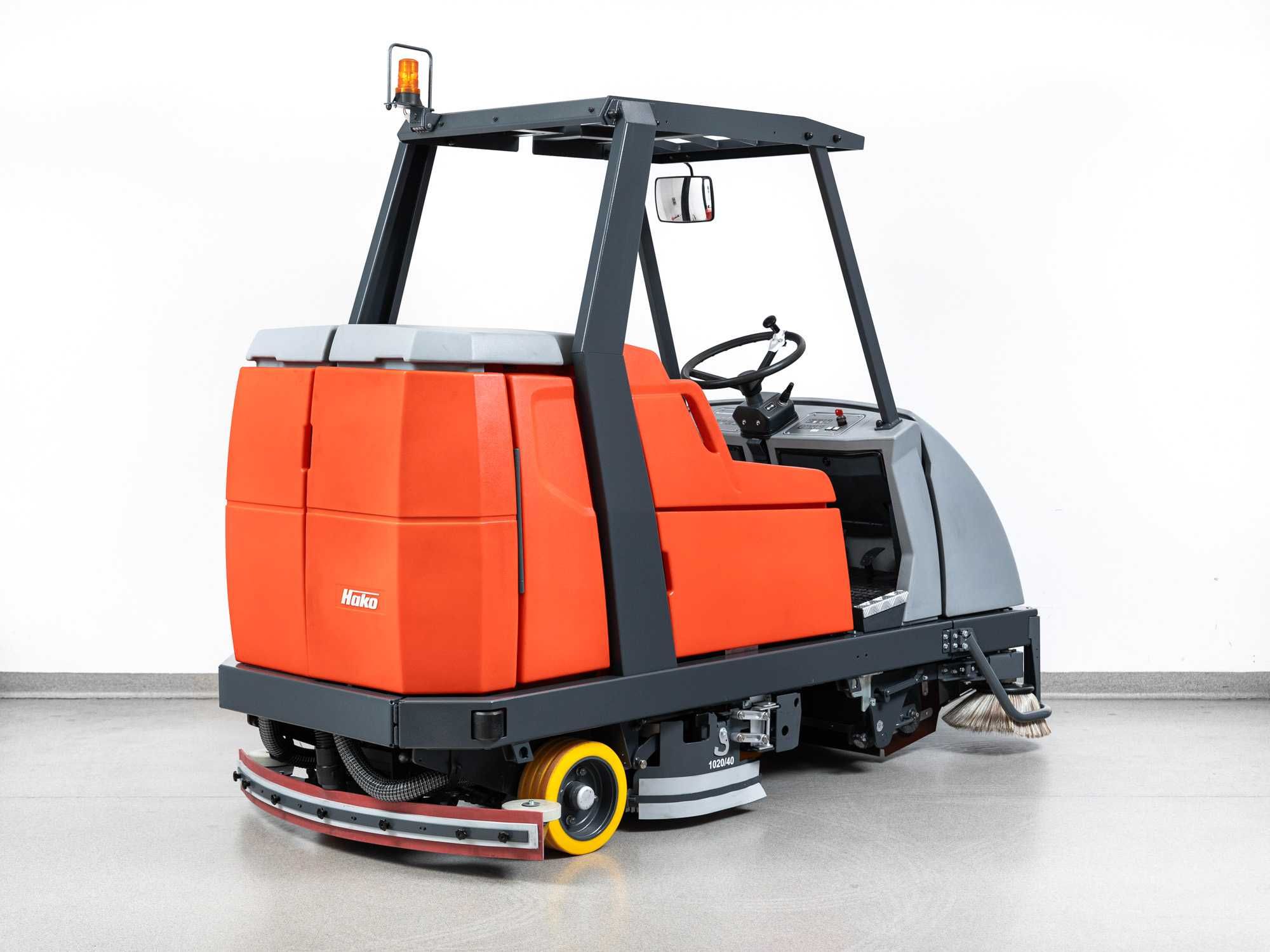 Szorowarka Hako Scrubmaster B310 R CL NOWA BATERIA 740h 63000 netto