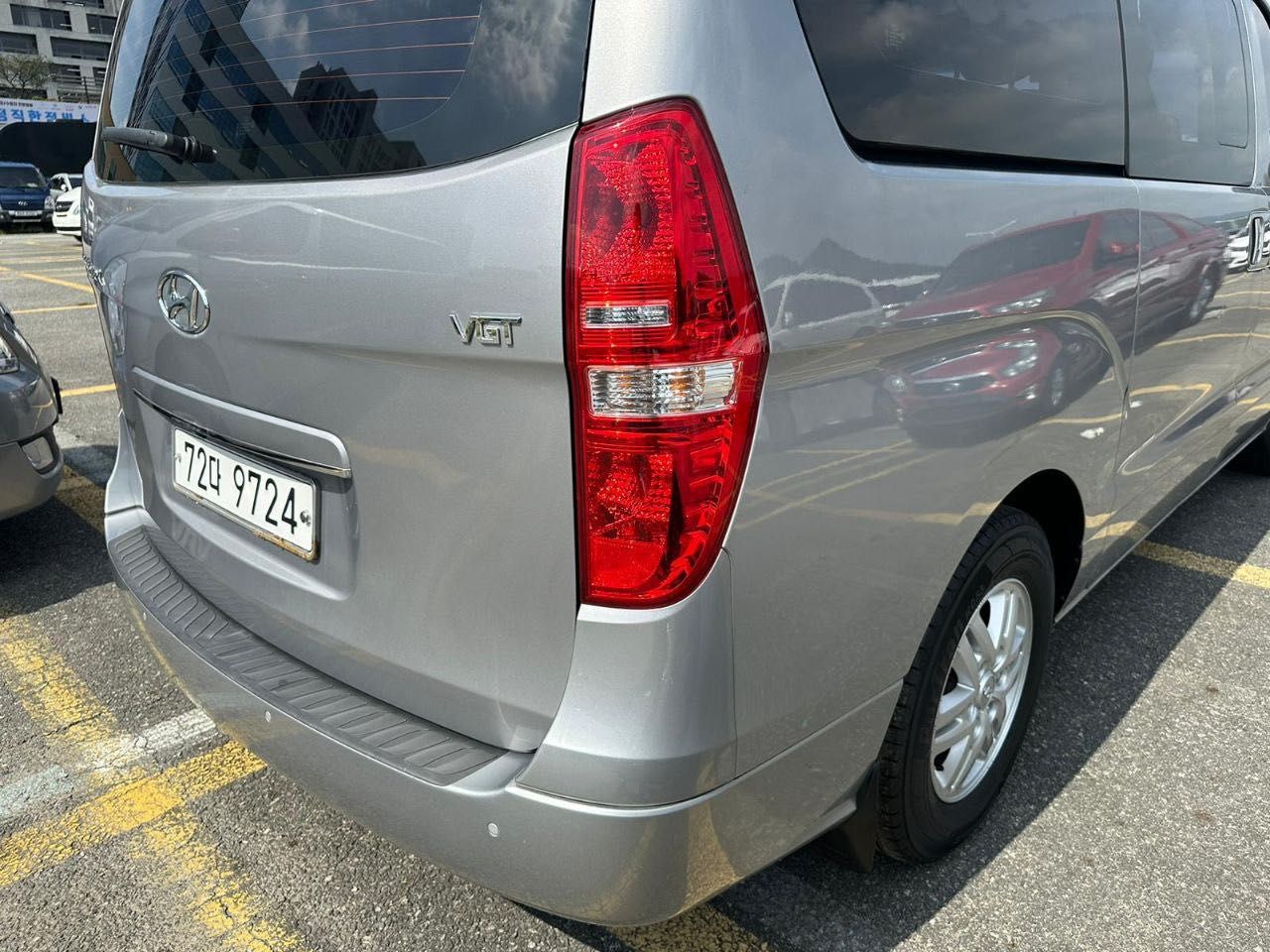 Hyundai Grand Starex