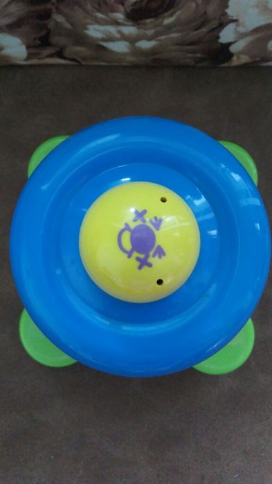 Іграшка пірамідка