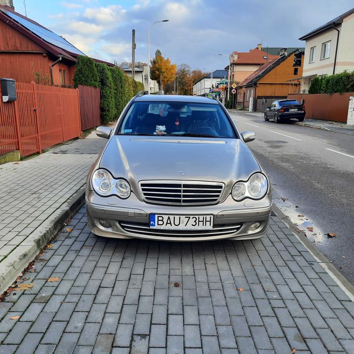 Mercedes Benz C-klasa 220 CDI kombi avantgarde 2005r, automat.