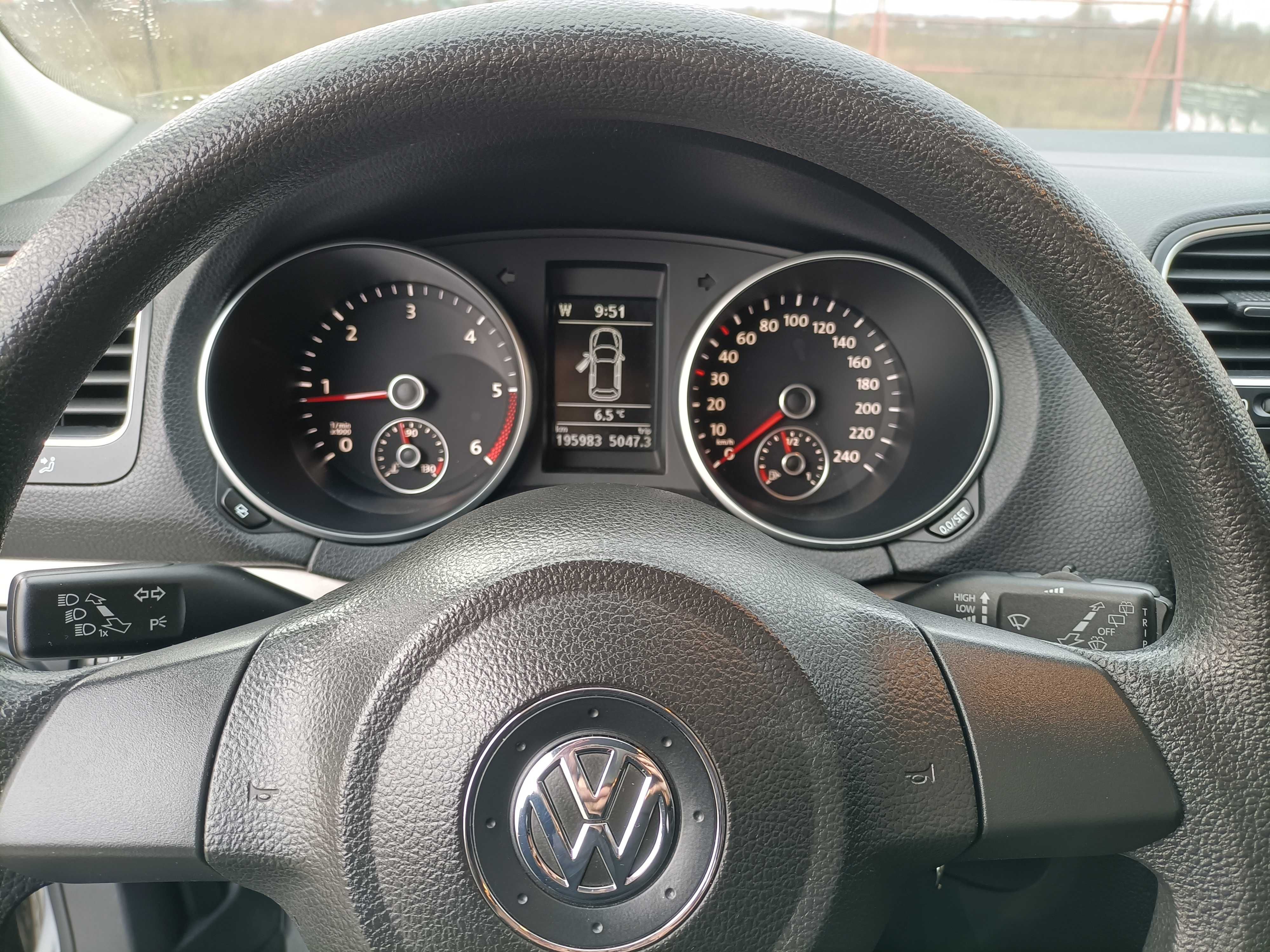 Volkswagen Golf 6. 1.6TDI 2011 р.