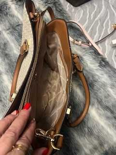 Mala Mickael Kors, usada somente 2 vezes