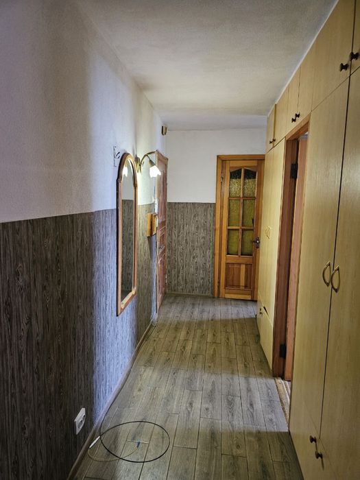 Зх комнатная квартира Победа (бульвар) 47000 ус. ед.