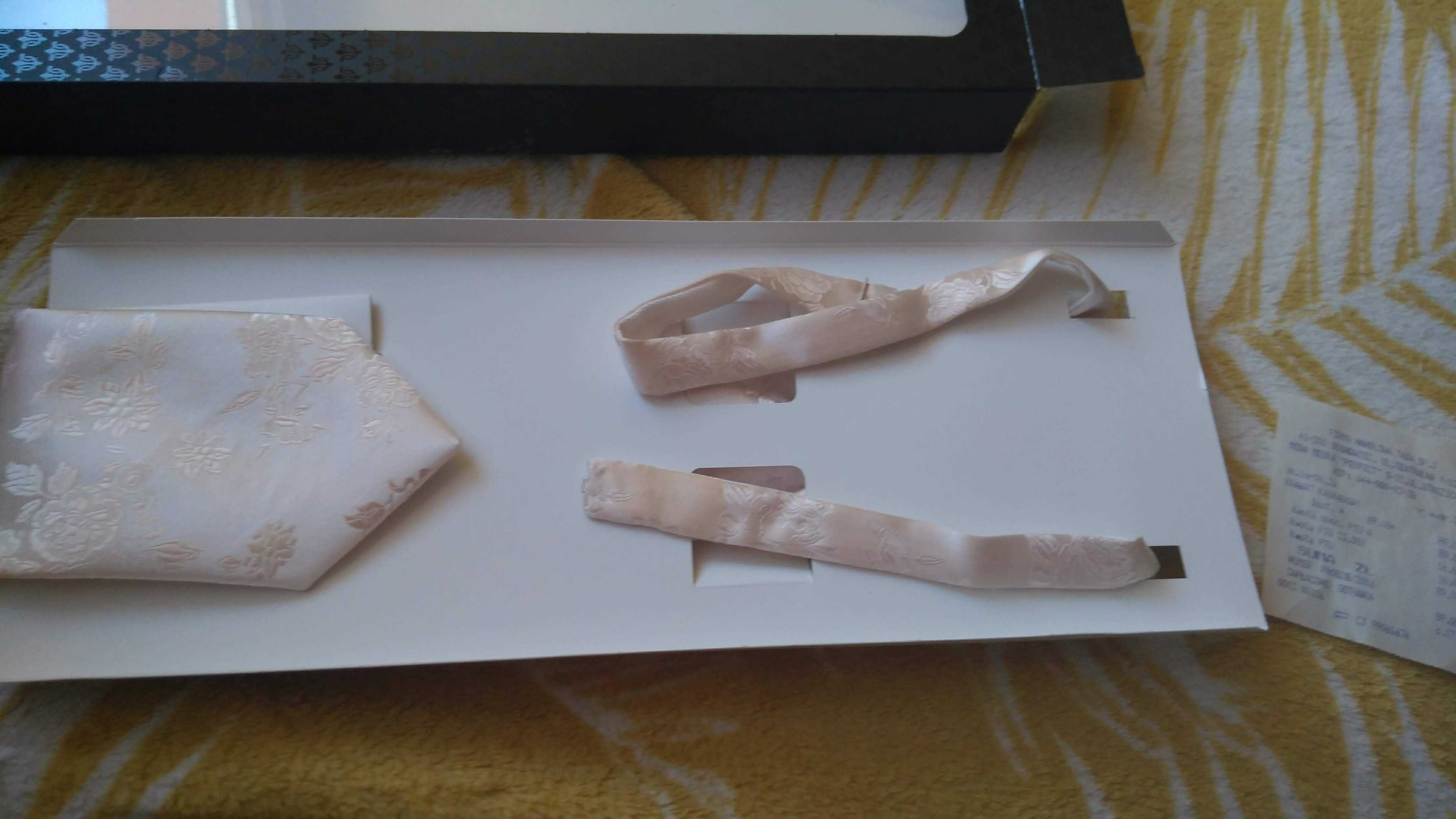 KRAWAT + POSZETKA marki Grek, ecri