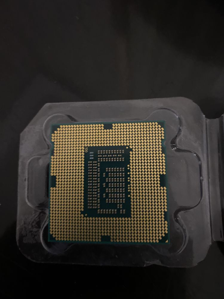 i5 3330, робочий камінь.