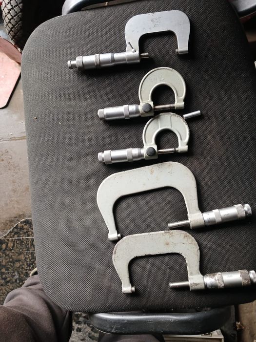 Нутрометр мікрометр