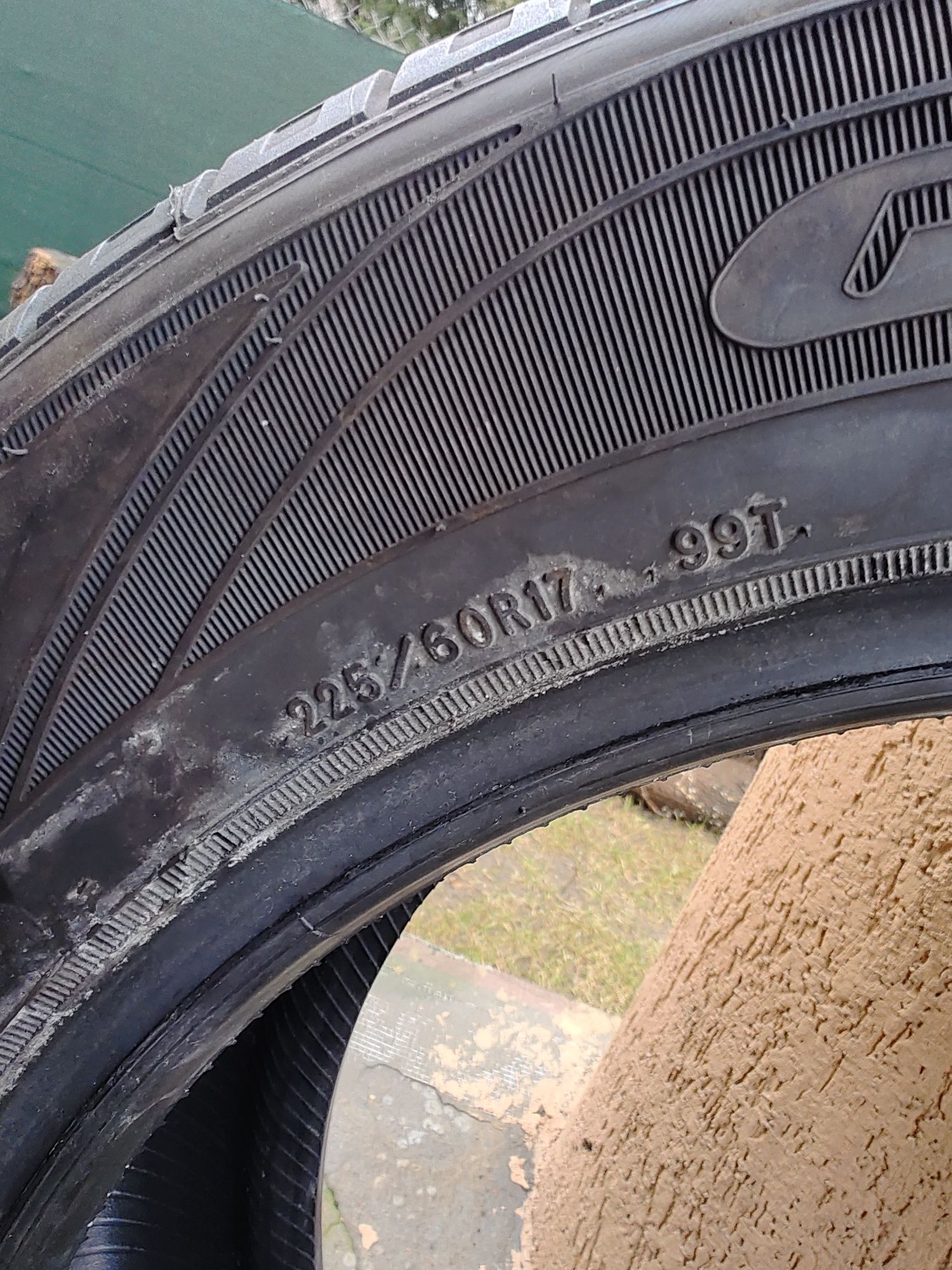 Sprzedam 1 oponę wielosezonowa całoroczna GOODYEAR ASSURANCE 225/60 R1