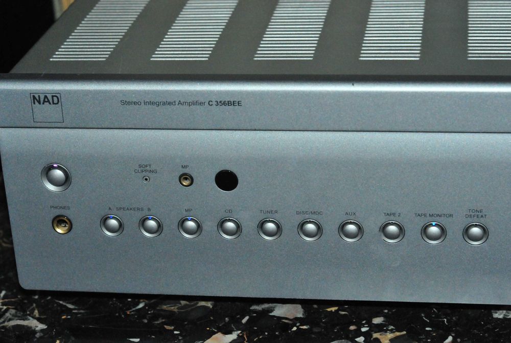 NAD 356 BEE wzmacniacz