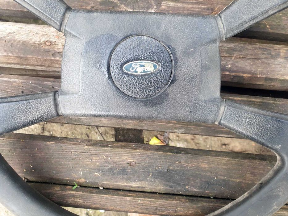 руль,стекла салона Ford Taunus