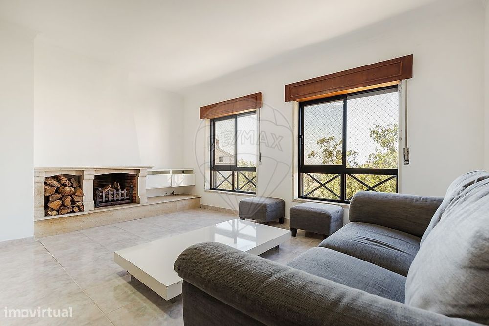 Apartamento T5 para arrendamento