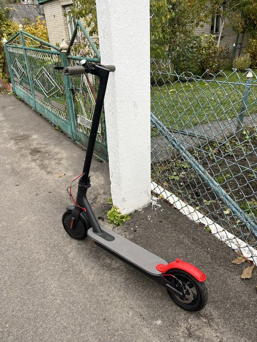 Срочно Xiaomi Mi 365 Electric Scooter