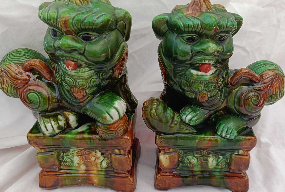 Leões Foo antigos Terracota Vidrada