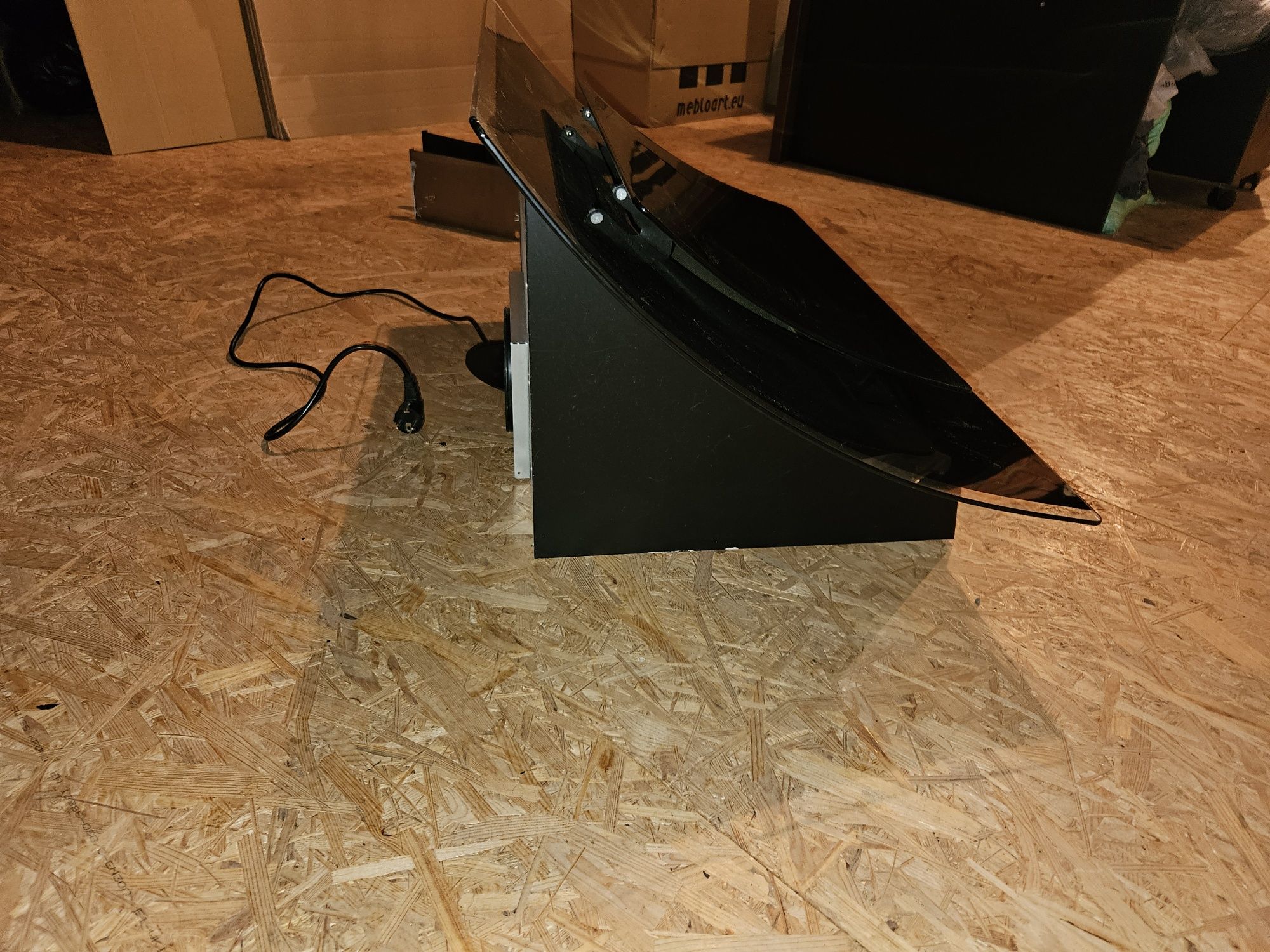 Okap szer 90 cm szklany