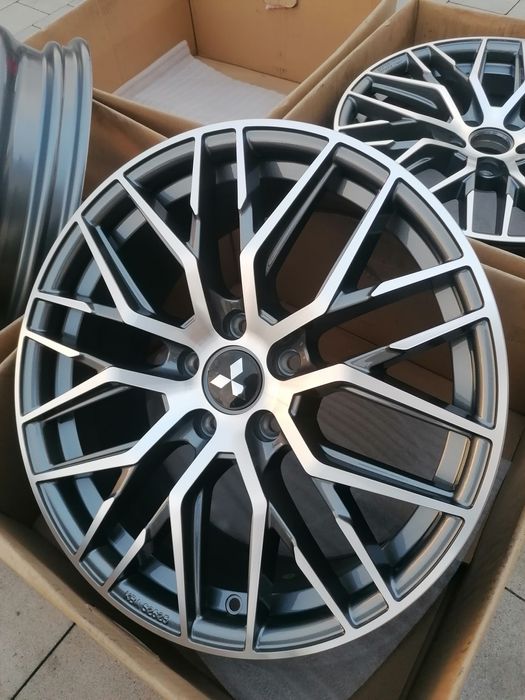 #MA4 Alufelgi R18 5x114,3 Lexus IS: 2005 RX: 2000 NX: 2014