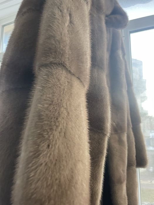 Норковая шуба в ідеальному стані.