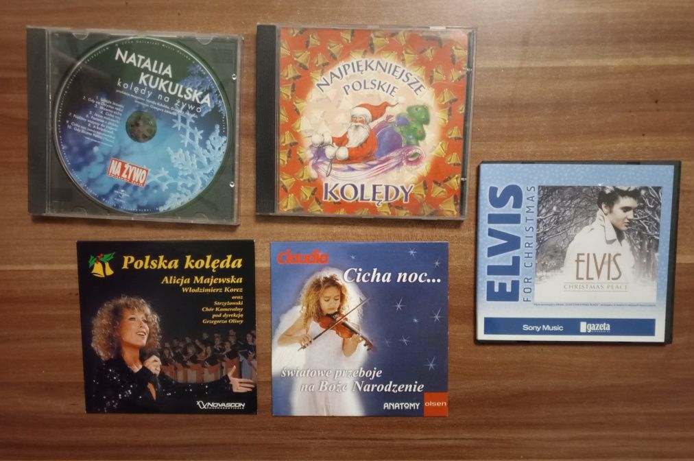 5 sztuk/ Kolędy polskie i zagraniczne na płytach CD