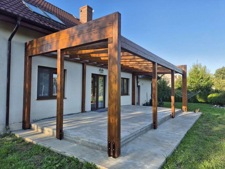 Zadaszenie tarasu, wiata postojowa, konstrukcja drewniana, pergola