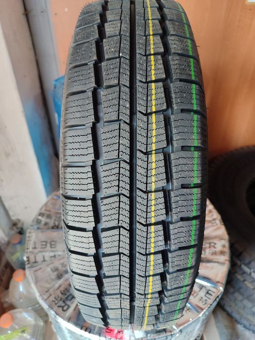 Шини на бус спрінтер 225/70R15C SUNFULL SF-W06 Китай