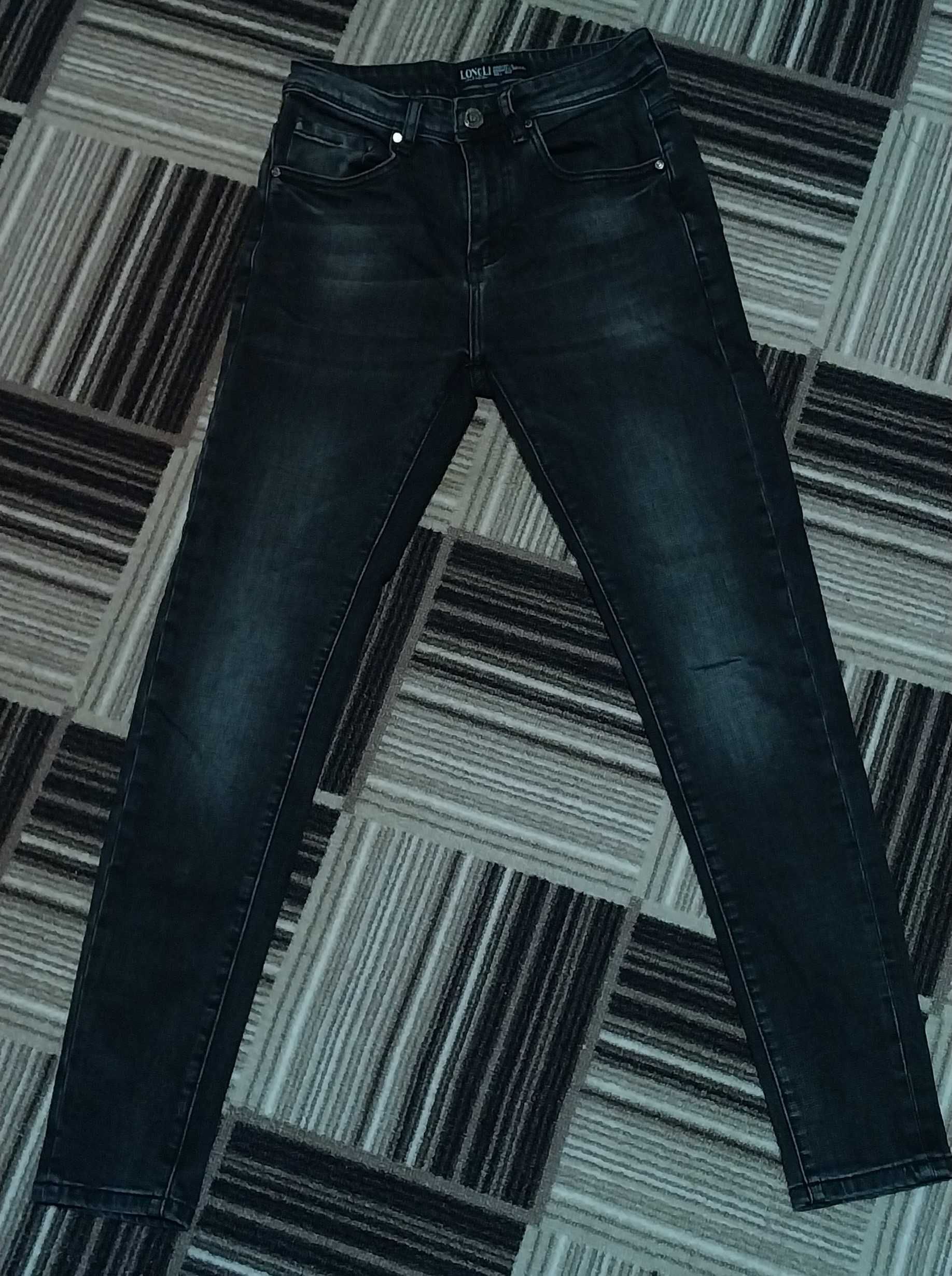 Чоловічі класичні джинси чорні