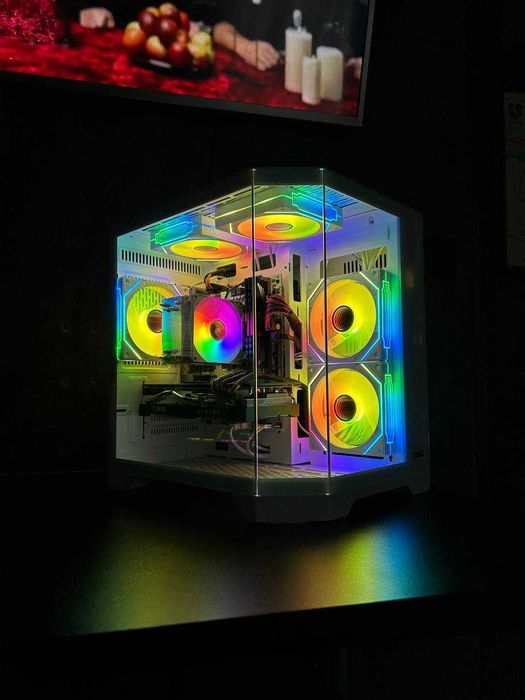 Игровой Компьютер/ ПК Ryzen 7 3700X/ DDR4 32Gb/ M2+HDD / RX 5700XT 8GB