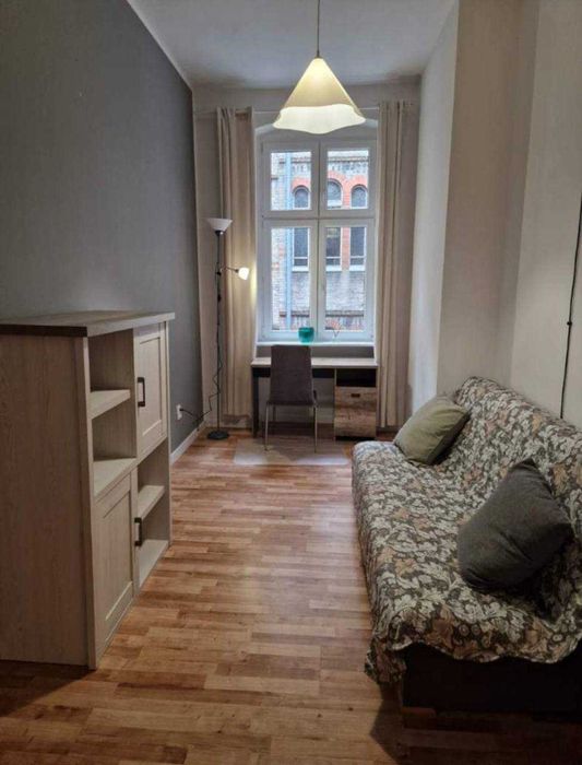 Pokój do wynajęcia – Jeżyce, przy Moście Teatralnym – 1350 zł