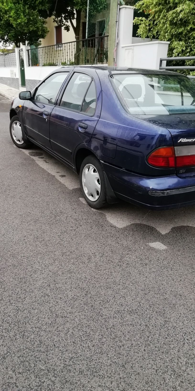 Nissan almera 1.4 gasolina