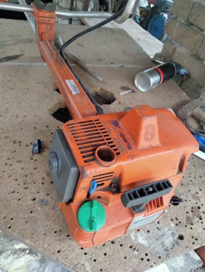 Husqarna 235r триммер