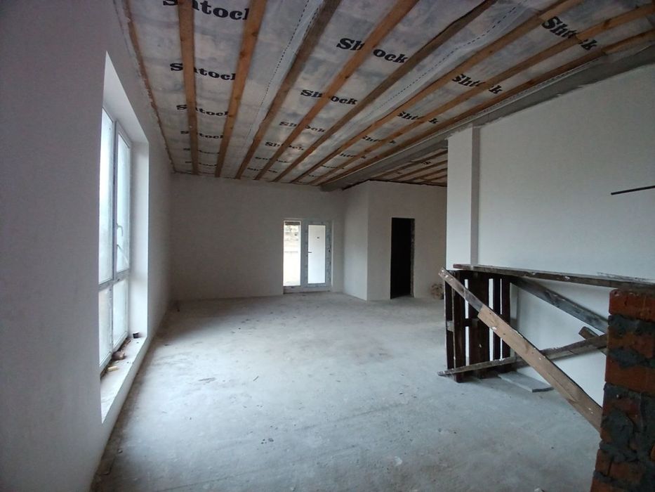 Будинок з великим підвалом і каміном! КМ Канадське Село, без %