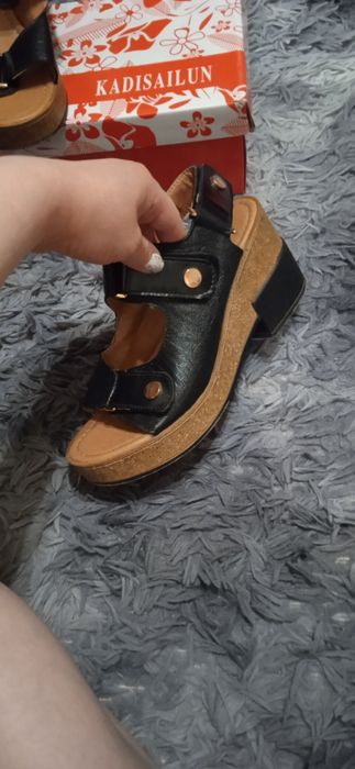 Продам босаножки р. 37