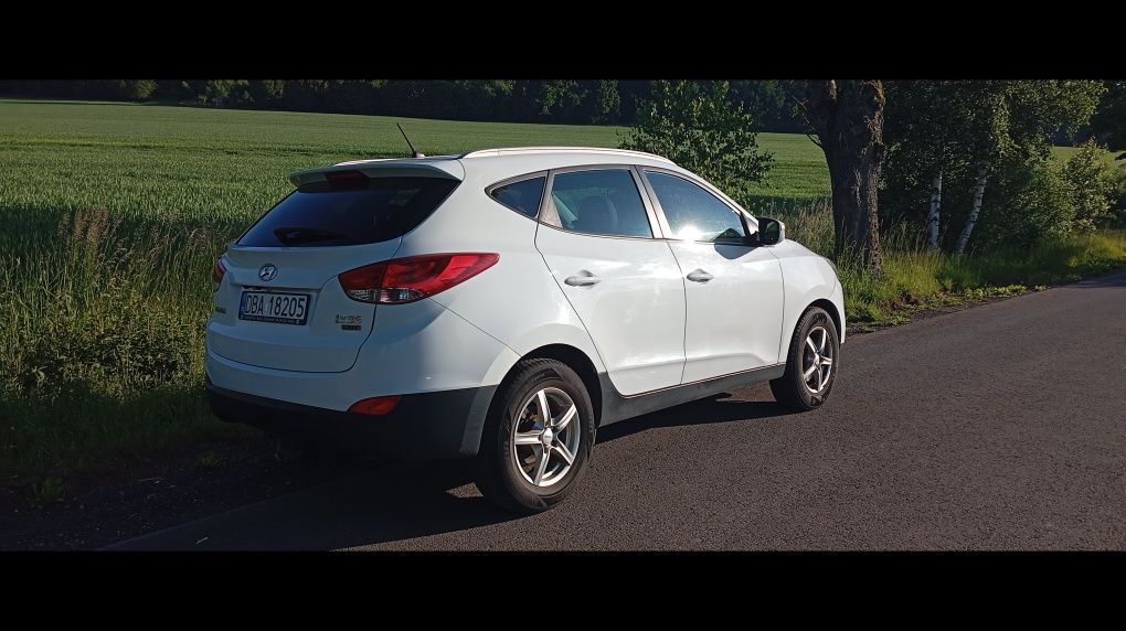 Ładny Hundai ix35 2.0 crdi