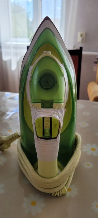 Продам праску PHILIPS GC 3720