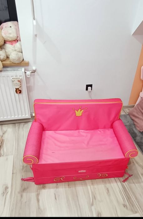 Sprzedam kanapę dziecięcą