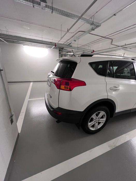 Продам автівку TOYOTA RAV 4