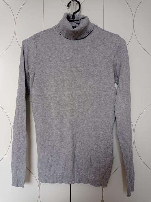 Szary golf Reserved S