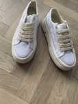 Sprzedam nowe biale trampki sneakersy gucci