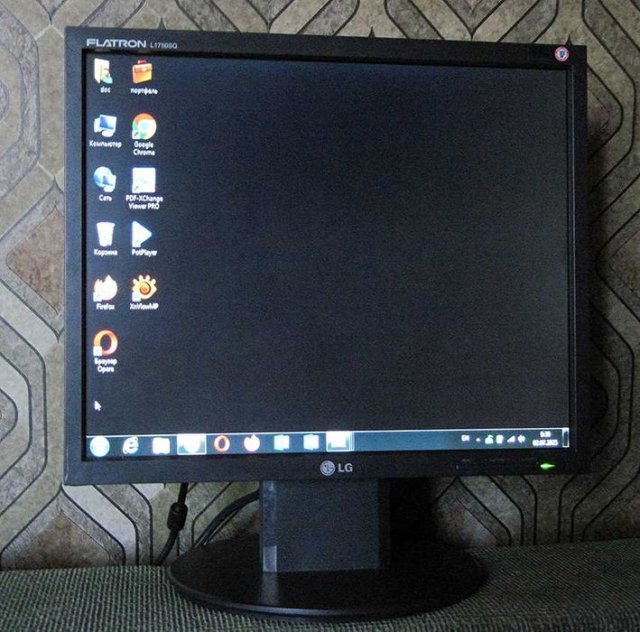 Монітор 17" LG Flatron L1750SQ квадрат (із кабелями)