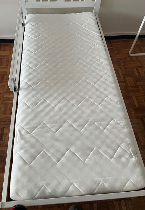 Vendo cama de criança ikea como nova