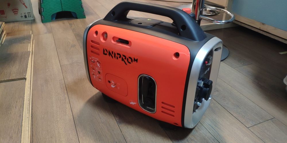Генератор інверторний бензиновий Dnipro-M GX-8I