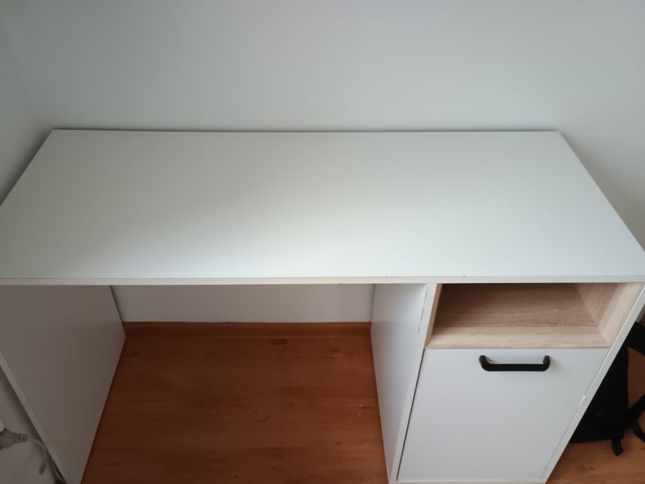Solidne biurko 120cm×50cm×75cm
