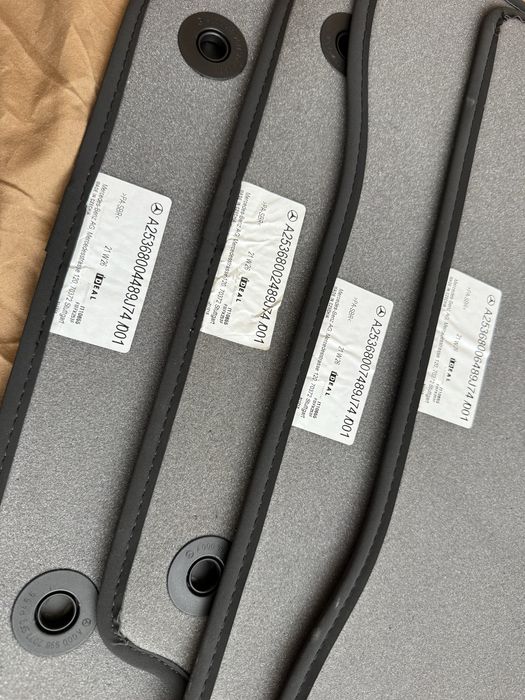 Nowe oryginalne welurowe dywaniki mercedes C klasa w205 OE