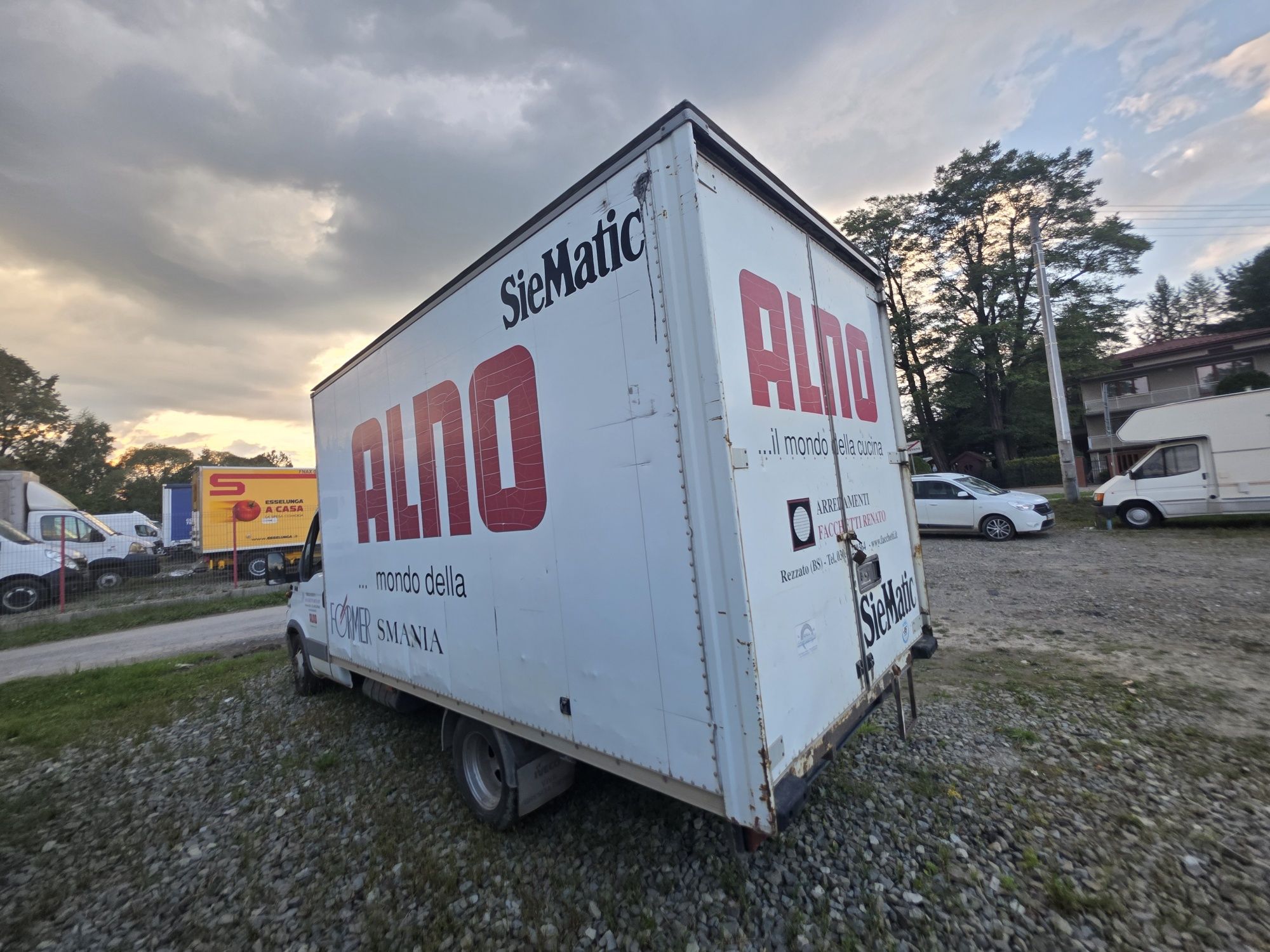 Kontener 4.40 M/Magazyn Kurnik garaż  iveco daily