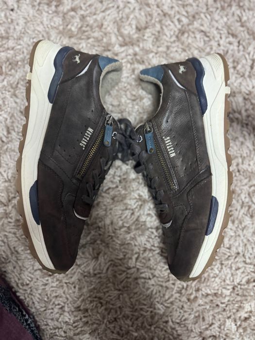 Демісезонні черевики кросівки mustang