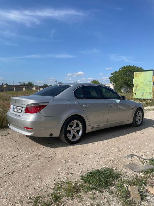 BMW 523 ,2.5 газ/бензин