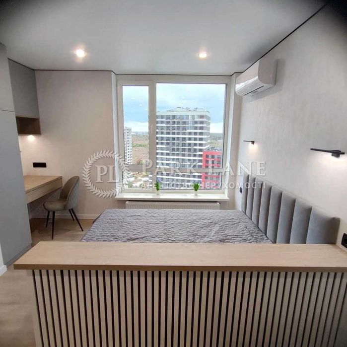 Продаж 1к квартири з ремонтом ЖК Варшавський 3