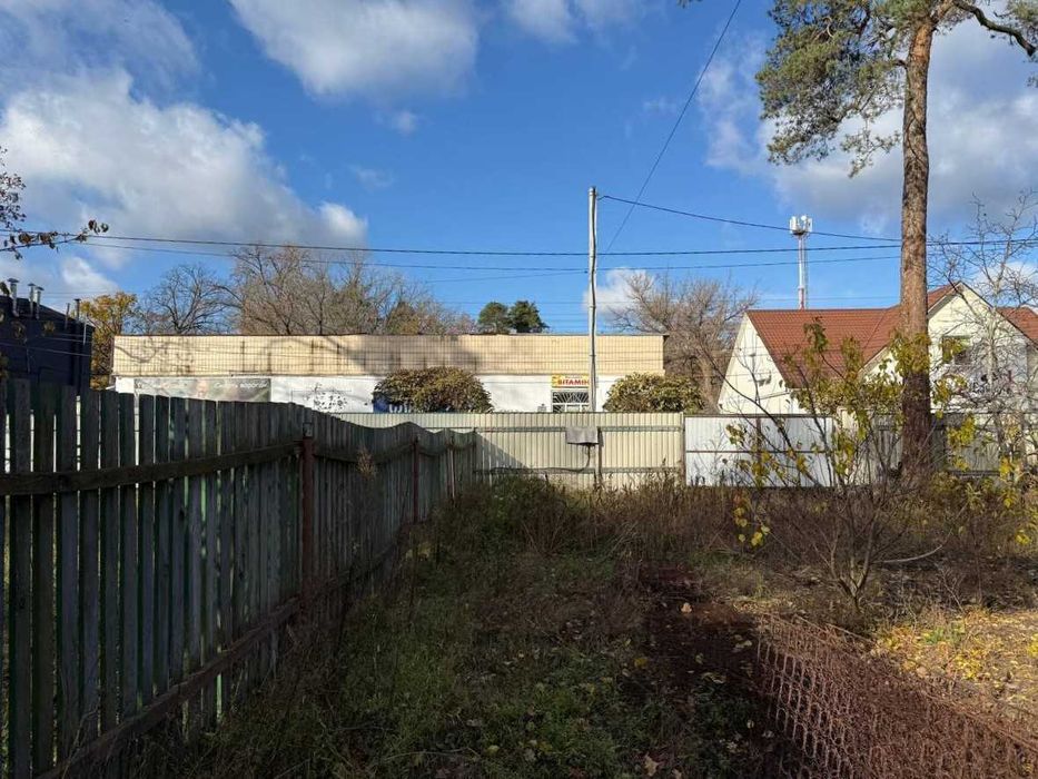 Продаж 4,4 сотки під забудову центр Ворзеля є світло, вода