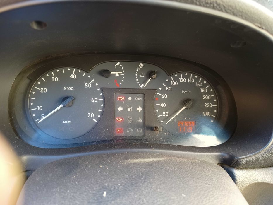 Renault Thalia 1,4 z gazem.