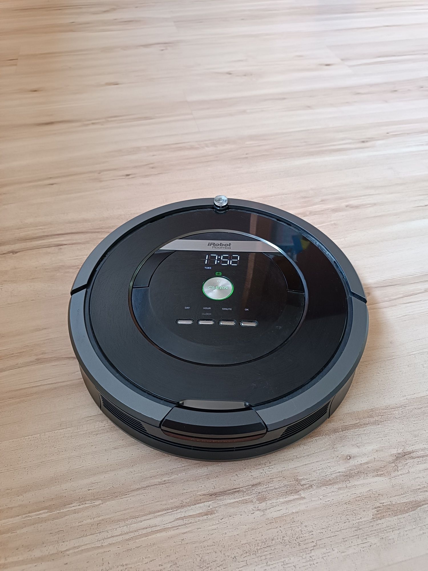 Robot sprzątający roombo