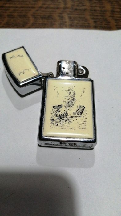 Zippo alusivos a comemoração