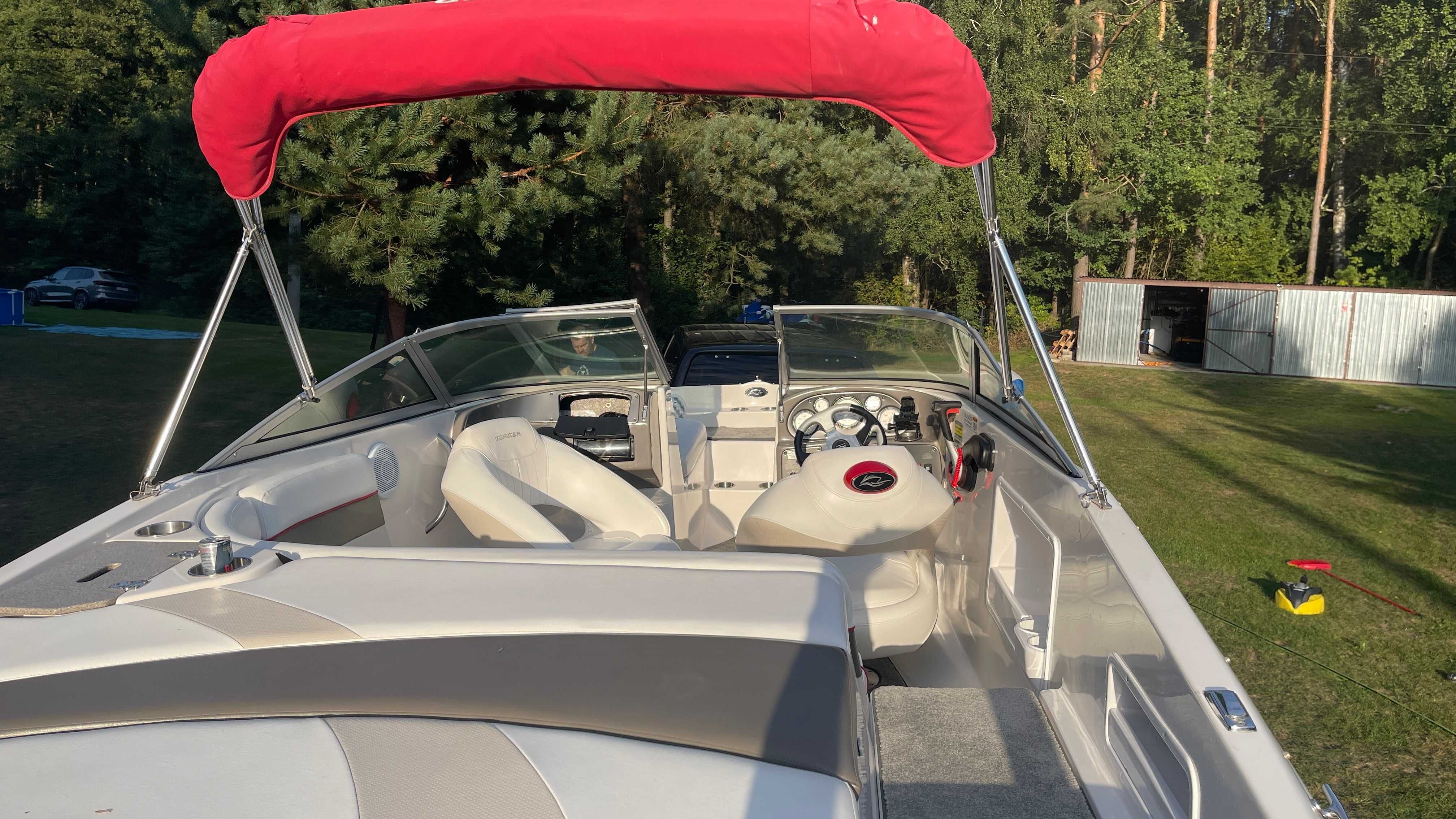 motorówka Rinker Captiva 192
